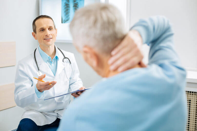 Adult concierge medicine doctor providing personalized primary care in Jupiter, FL